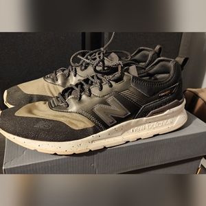 New Balance 997H Black/Grey Cordura Size 12 Men US